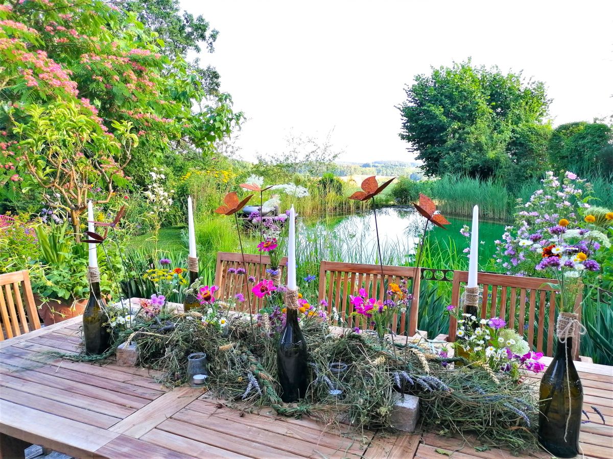 Gartenparty Tischdeko Gartenparty | Tischdekoration Schritt für Schritt | Deko für Gartenparty | Die Herzensgärtnerin | Tipps für Gartenparty